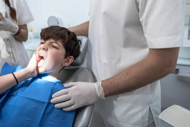 Best Urgent Tooth Repair  in Napervle, IL