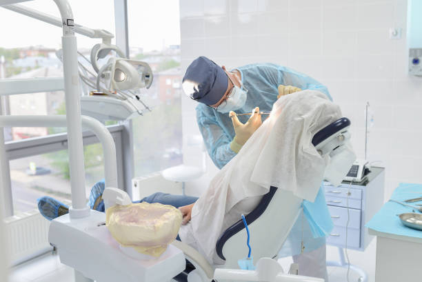 Best Cracked Tooth Emergency Dentist  in Napervle, IL
